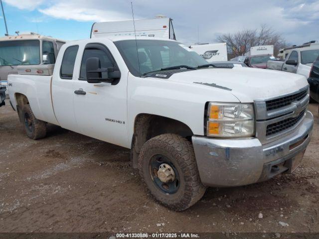  Salvage Chevrolet Silverado 2500