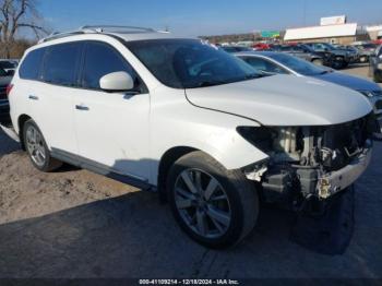  Salvage Nissan Pathfinder