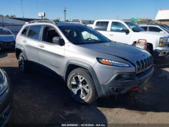  Salvage Jeep Cherokee