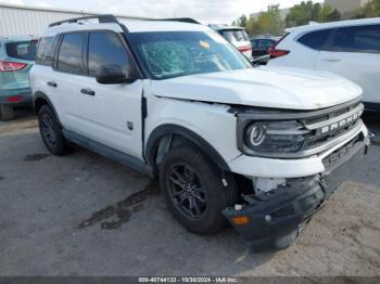  Salvage Ford Bronco