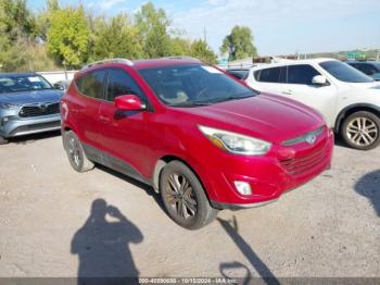  Salvage Hyundai TUCSON