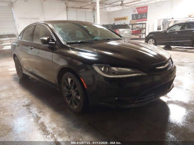  Salvage Chrysler 200