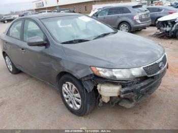  Salvage Kia Forte