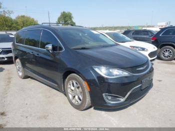  Salvage Chrysler Pacifica