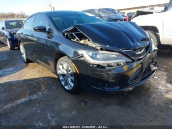  Salvage Chrysler 200