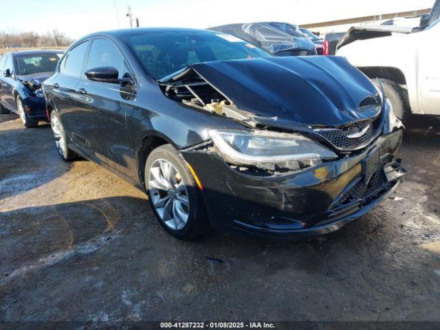  Salvage Chrysler 200