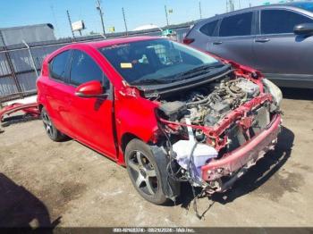  Salvage Toyota Prius c