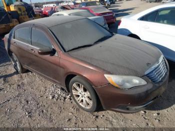  Salvage Chrysler 200