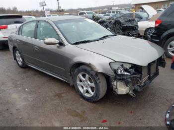  Salvage Nissan Altima