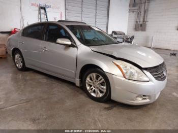  Salvage Nissan Altima