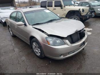  Salvage Nissan Altima