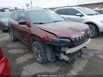  Salvage Jeep Cherokee