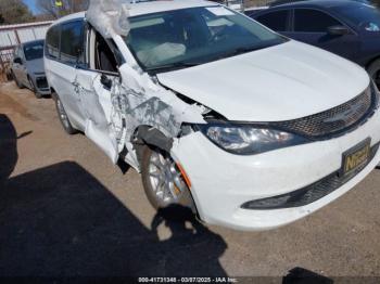  Salvage Chrysler Voyager