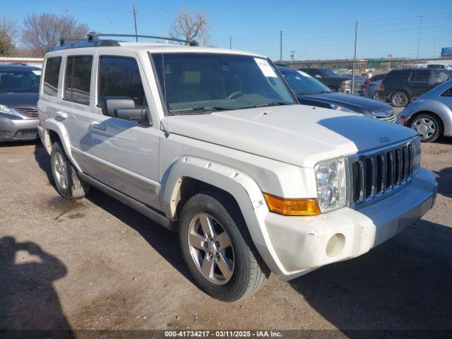  Salvage Jeep Commander