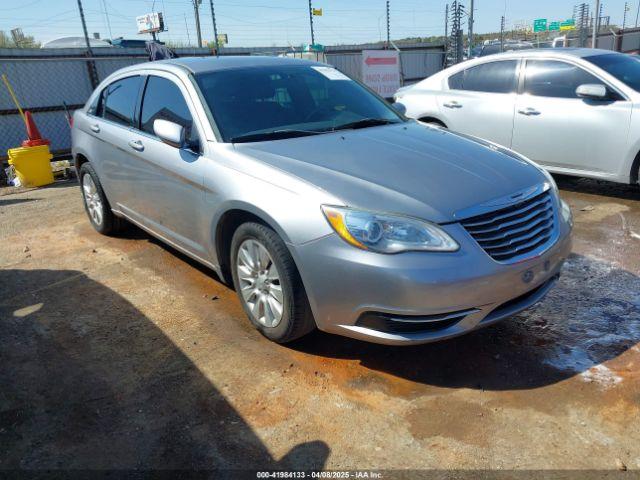  Salvage Chrysler 200