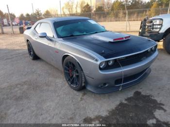  Salvage Dodge Challenger