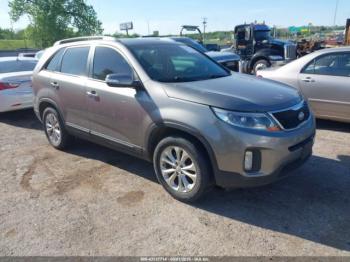  Salvage Kia Sorento