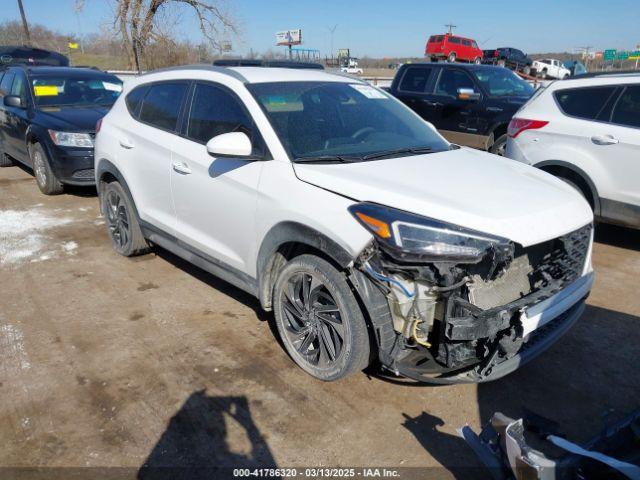  Salvage Hyundai TUCSON