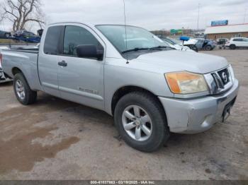  Salvage Nissan Titan