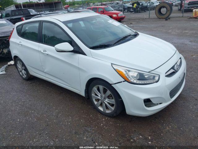  Salvage Hyundai ACCENT
