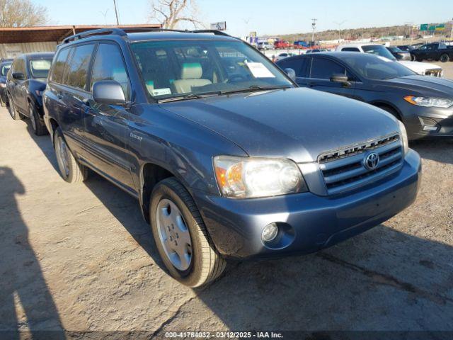  Salvage Toyota Highlander