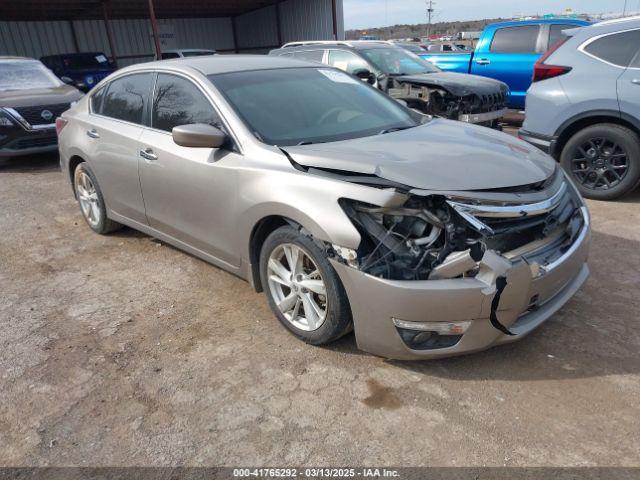  Salvage Nissan Altima
