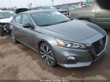  Salvage Nissan Altima