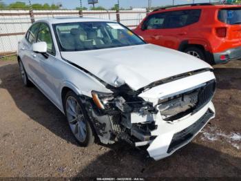  Salvage Volvo S60