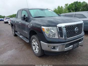  Salvage Nissan Titan