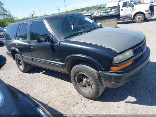 Salvage Chevrolet Blazer