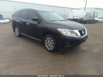  Salvage Nissan Pathfinder