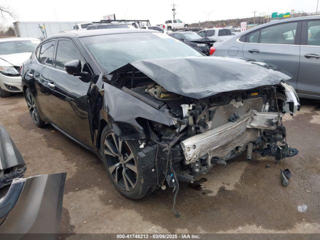  Salvage Nissan Maxima