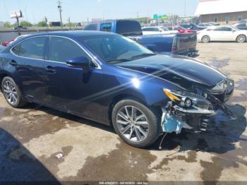  Salvage Lexus Es
