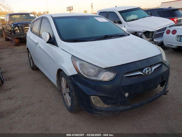  Salvage Hyundai ACCENT