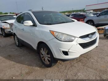  Salvage Hyundai TUCSON