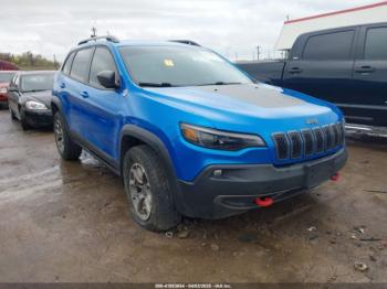  Salvage Jeep Cherokee