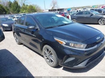  Salvage Kia Forte