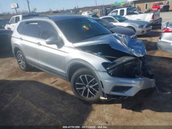  Salvage Volkswagen Tiguan