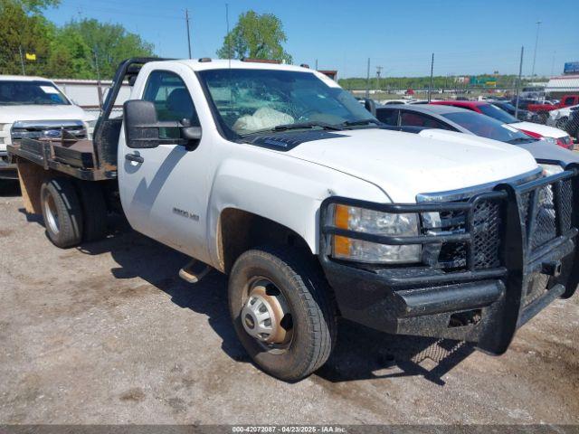  Salvage Chevrolet Silverado 3500