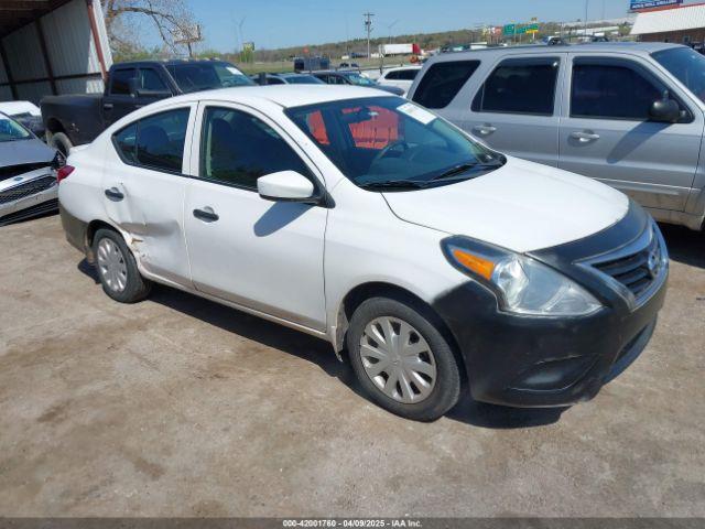  Salvage Nissan Versa