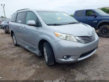  Salvage Toyota Sienna