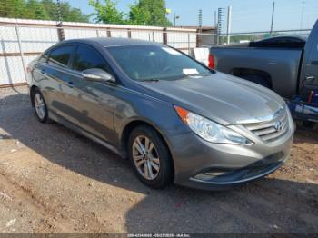 Salvage Hyundai SONATA