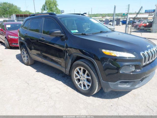  Salvage Jeep Cherokee