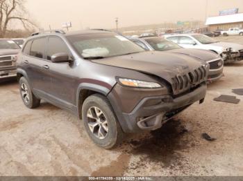  Salvage Jeep Cherokee