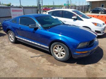  Salvage Ford Mustang