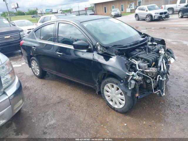  Salvage Nissan Versa