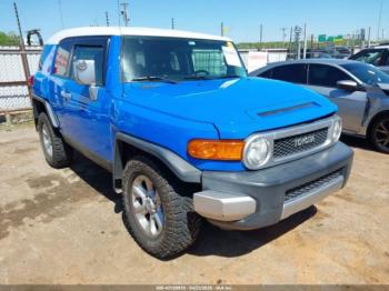  Salvage Toyota FJ Cruiser