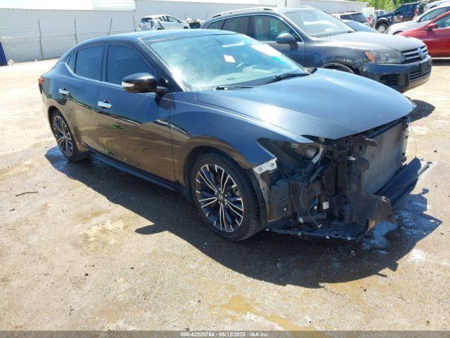  Salvage Nissan Maxima