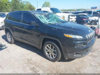  Salvage Jeep Cherokee