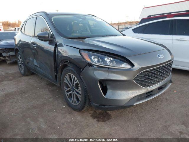  Salvage Ford Escape
